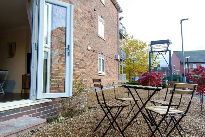 Terrace/Patio 6 of 13