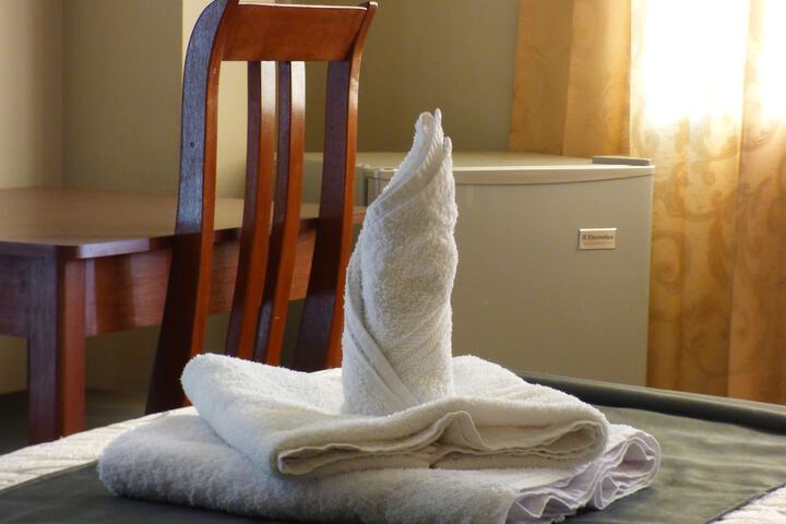 Room 8 of 27