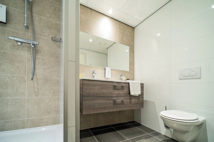 Clean Restrooms