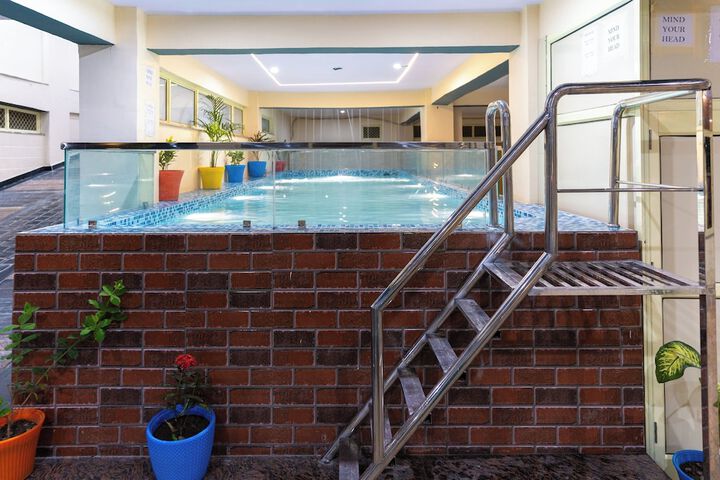 Pool 44 of 66