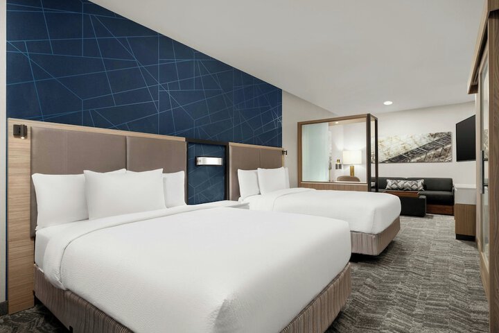 Room 9 of 31