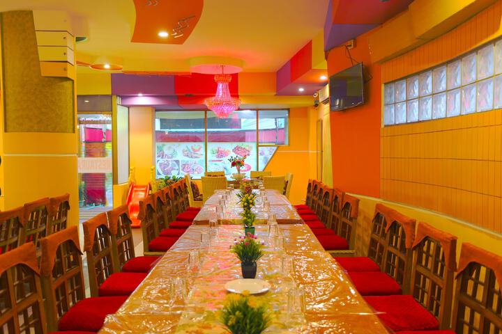 Dining 37 of 41