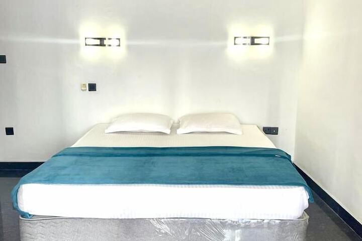 Room 4 of 29