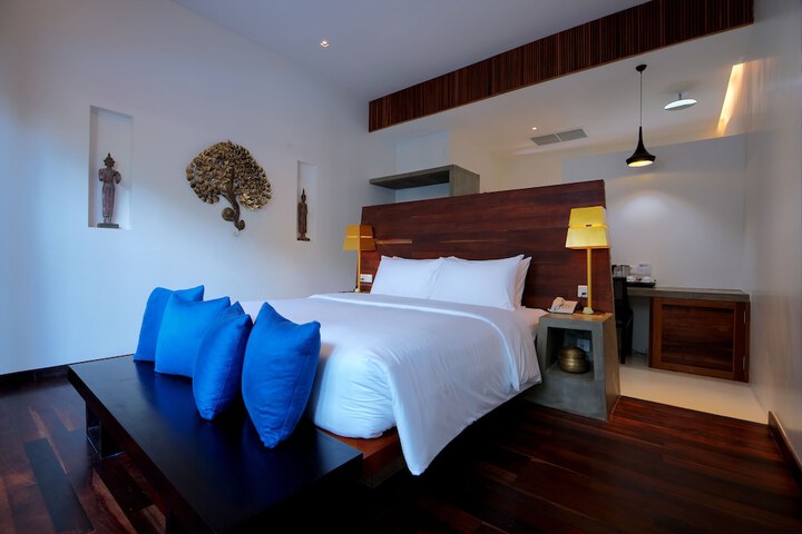 Room 43 of 169