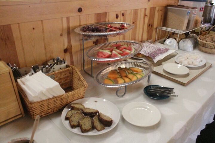 Breakfast/Coffee Service 46 of 60