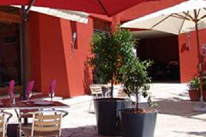 Terrace/Patio 24 of 31