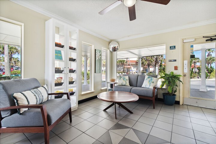 Hotel Interior 5 of 138