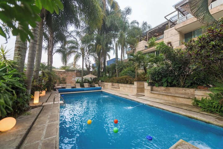 Pool 59 of 75