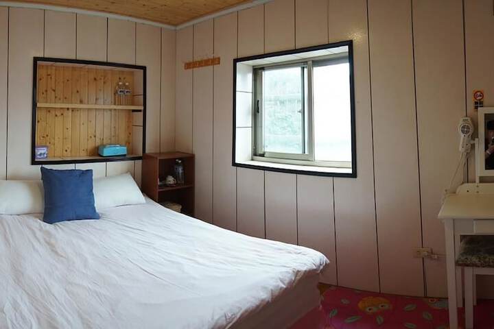 Room 13 of 41