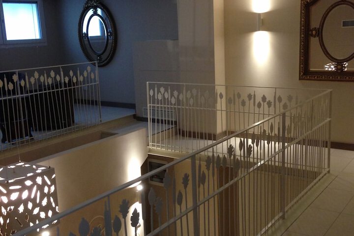 Room 8 of 94