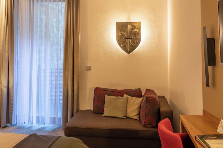 Room 20 of 146
