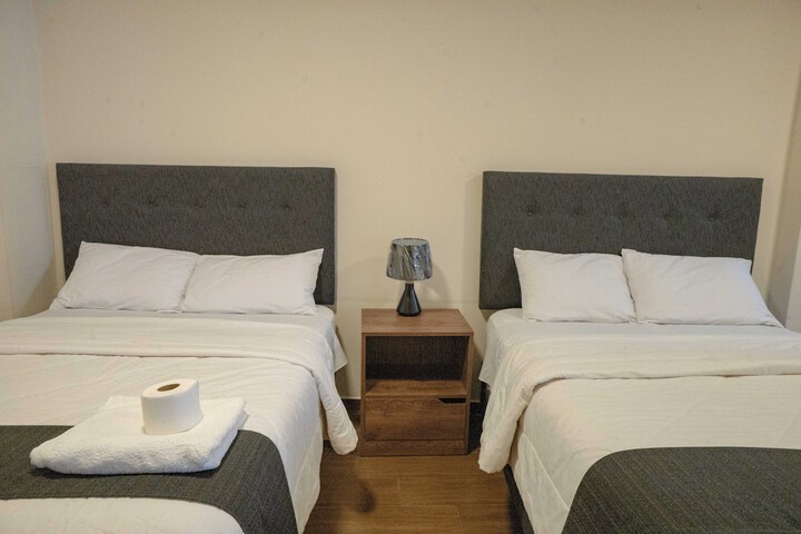 Room 10 of 25