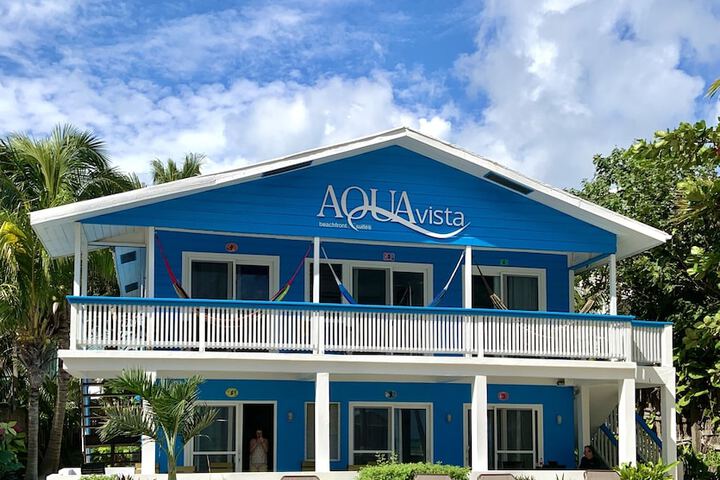 Aqua Vista Beachfront Suites in San Pedro