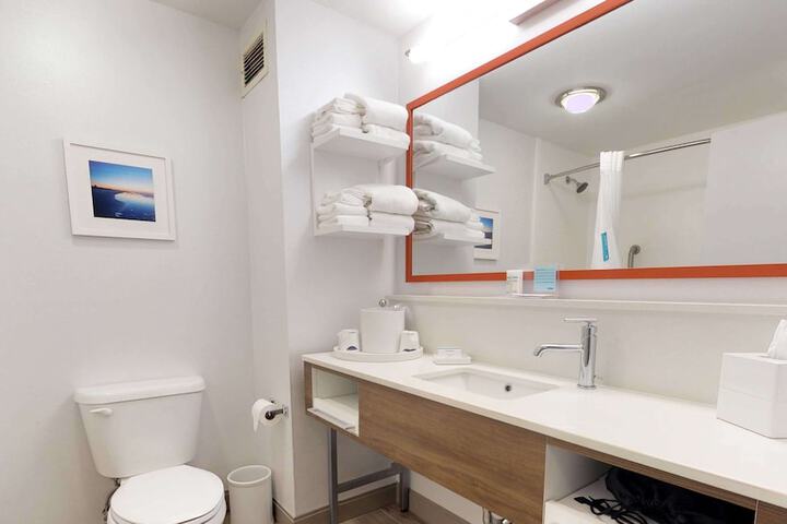 Bathroom shower