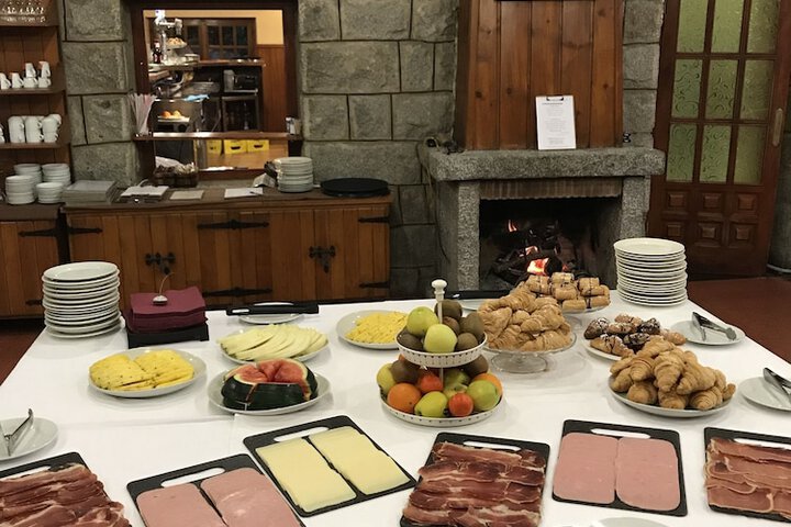 Breakfast/Coffee Service 22 of 52
