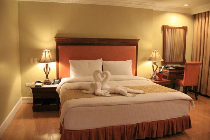 Room 8 of 65