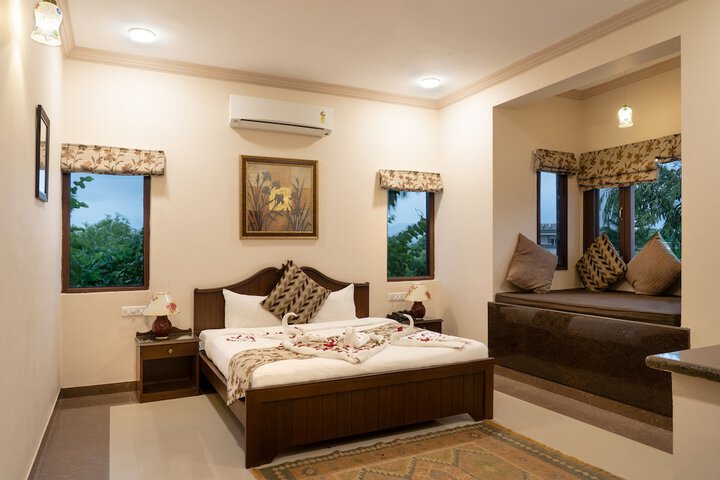 Room 4 of 60