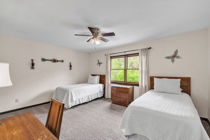 Room 55 of 180