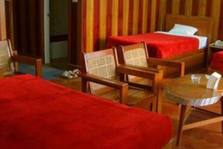 Room 4 of 26