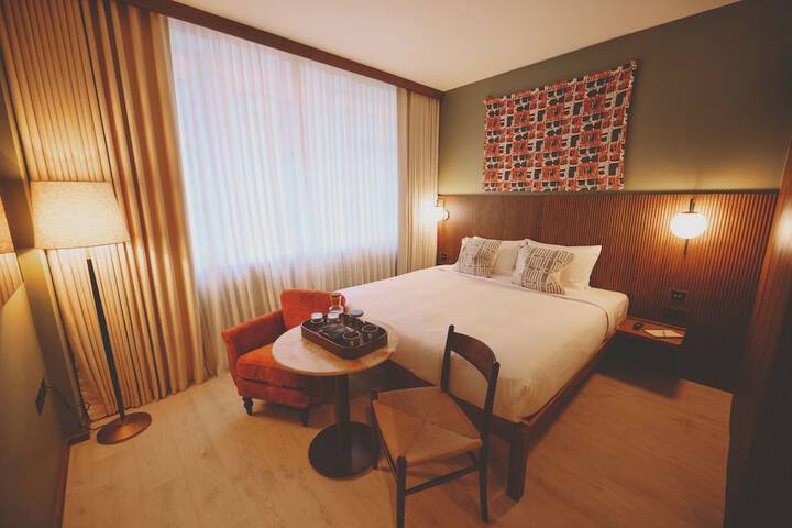 Room 16 of 63