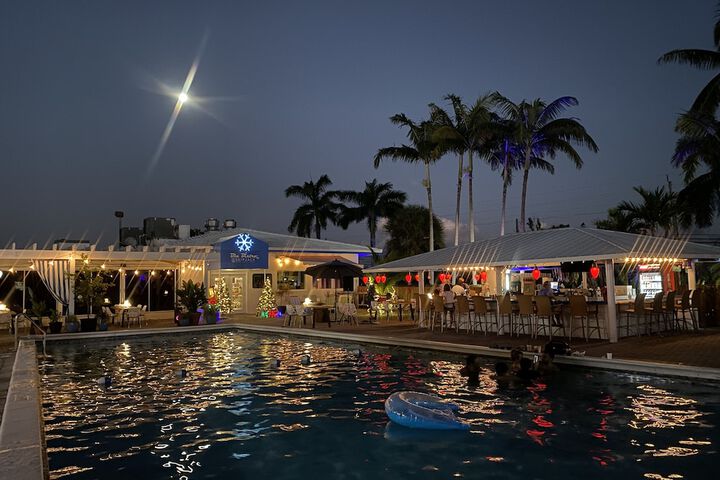 Pool 43 of 142