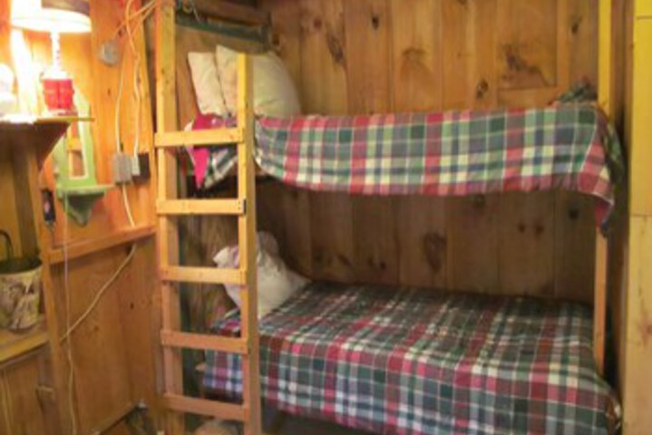 Room 8 of 37