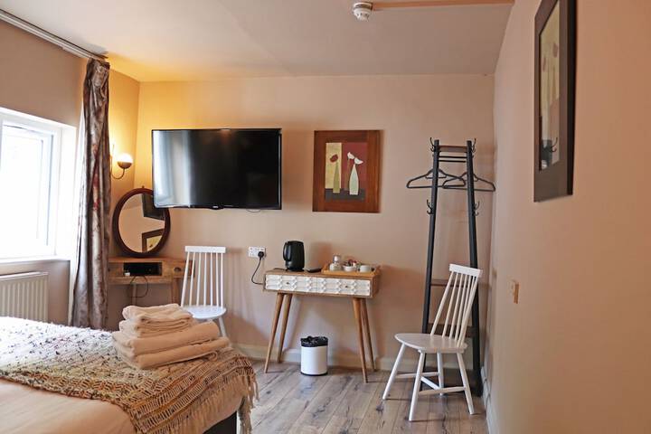 Room 9 of 140
