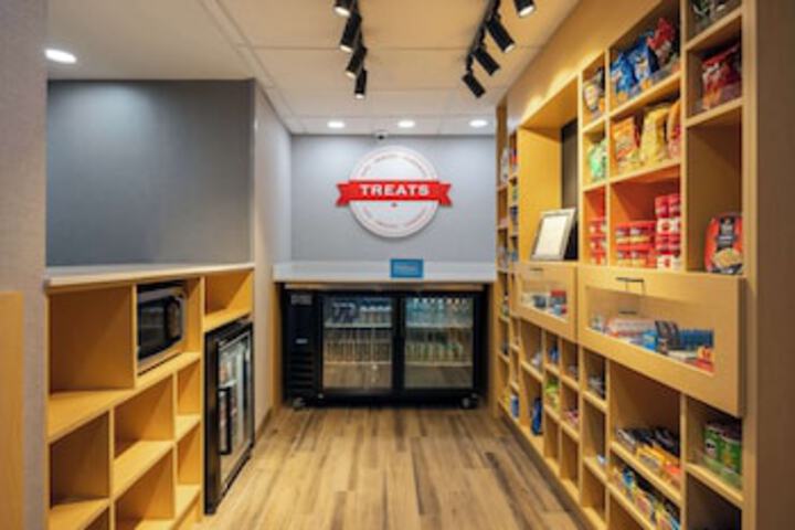 Snack bar