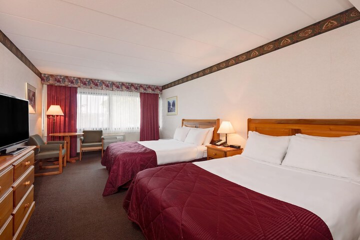 Room 13 of 40