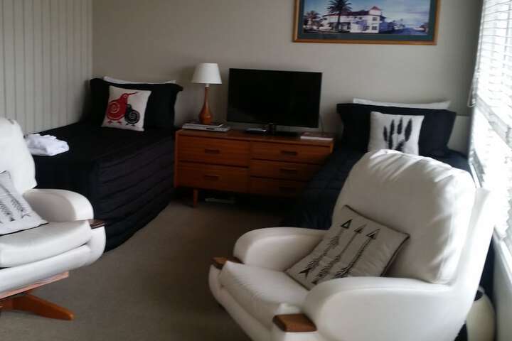 Room 10 of 65