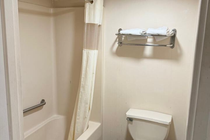 Room 20 of 40