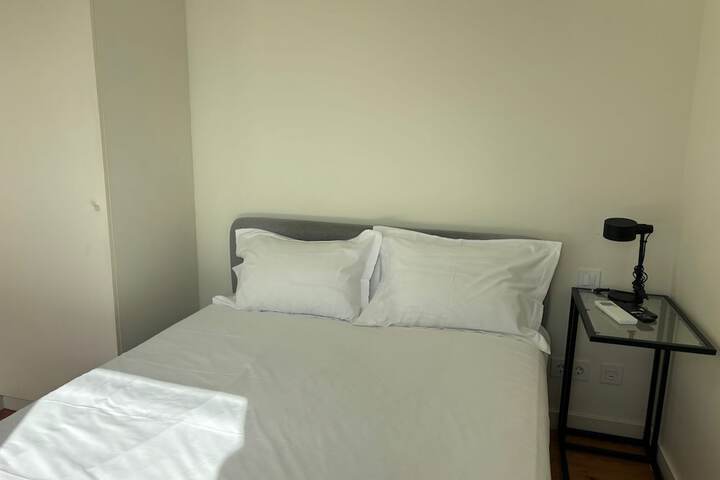 Room 6 of 287