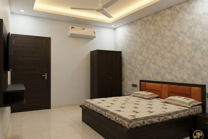 Room 15 of 46