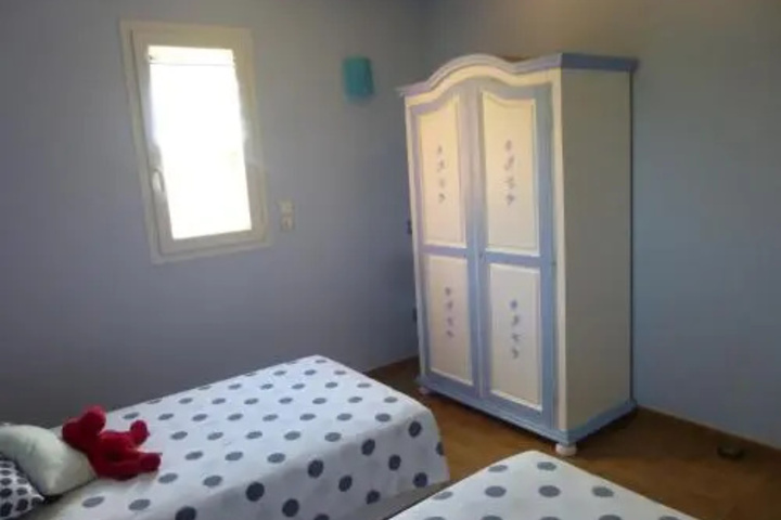 Room 6 of 22