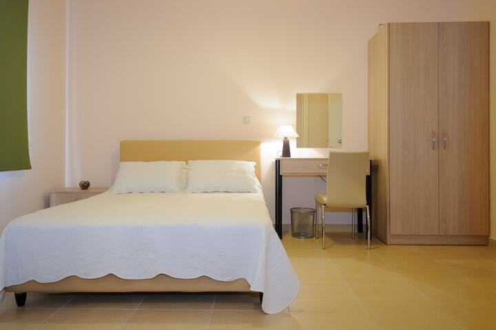 Room 3 of 13