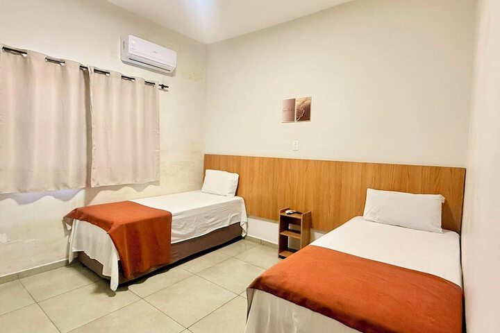 Room 14 of 49