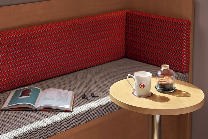 Room 3 of 8
