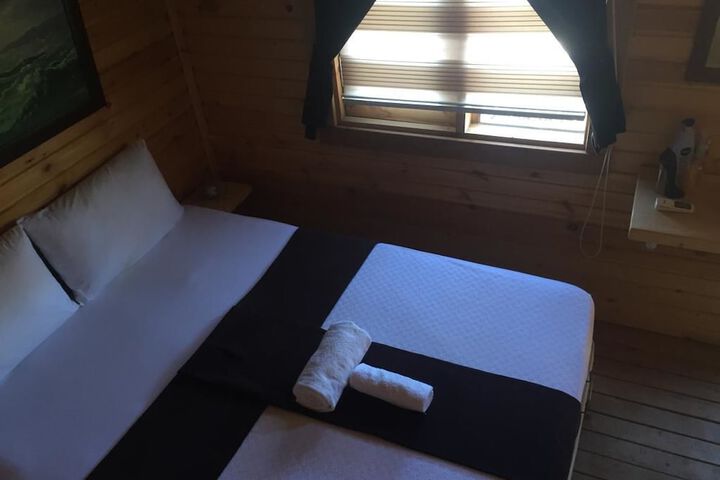 Room 3 of 44