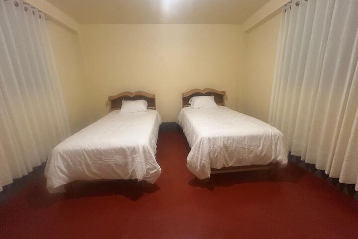 Room 9 of 26