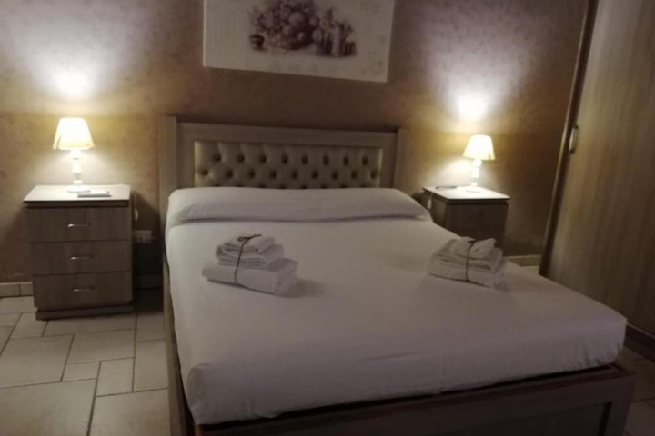 Room 13 of 64