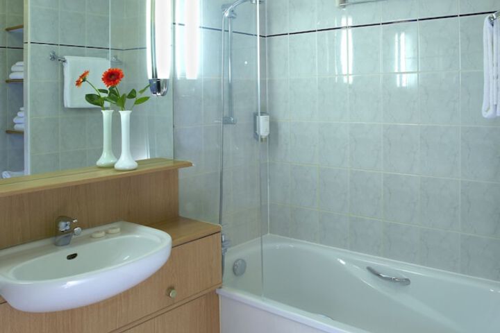 Clean Restrooms