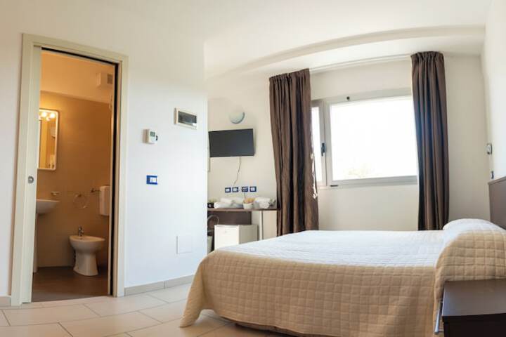 Room 12 of 49
