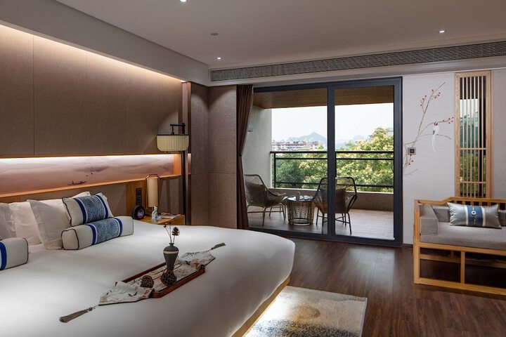 Room 9 of 22