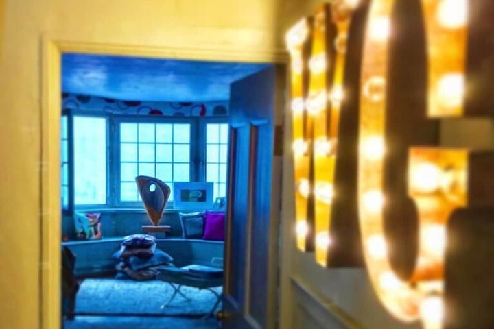 Room 8 of 22