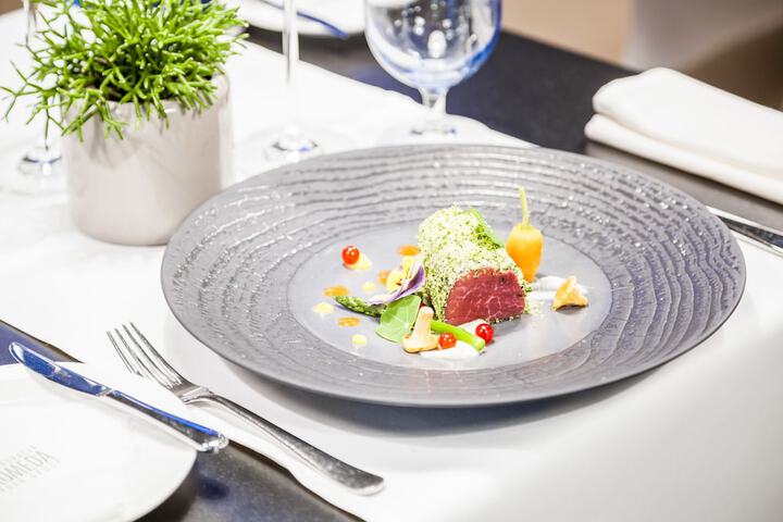 Dining 58 of 67