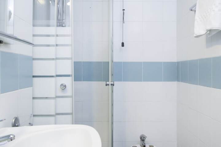 Clean Restrooms