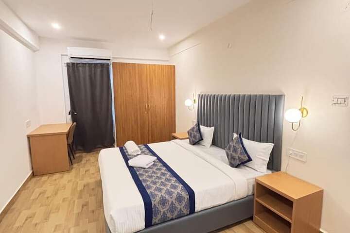 Room 10 of 48