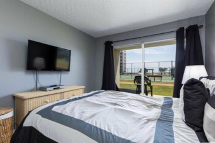 Room 140 of 151