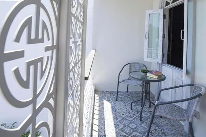 Terrace/Patio 43 of 59