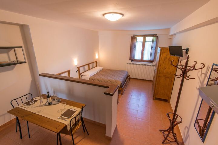 Room 15 of 34